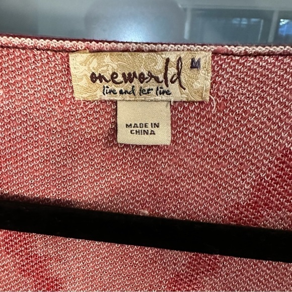 ONE WORLD LIVE AND LET LIVE Size M Red Maroon and Cream Open Cardigan - Picture 4 of 6